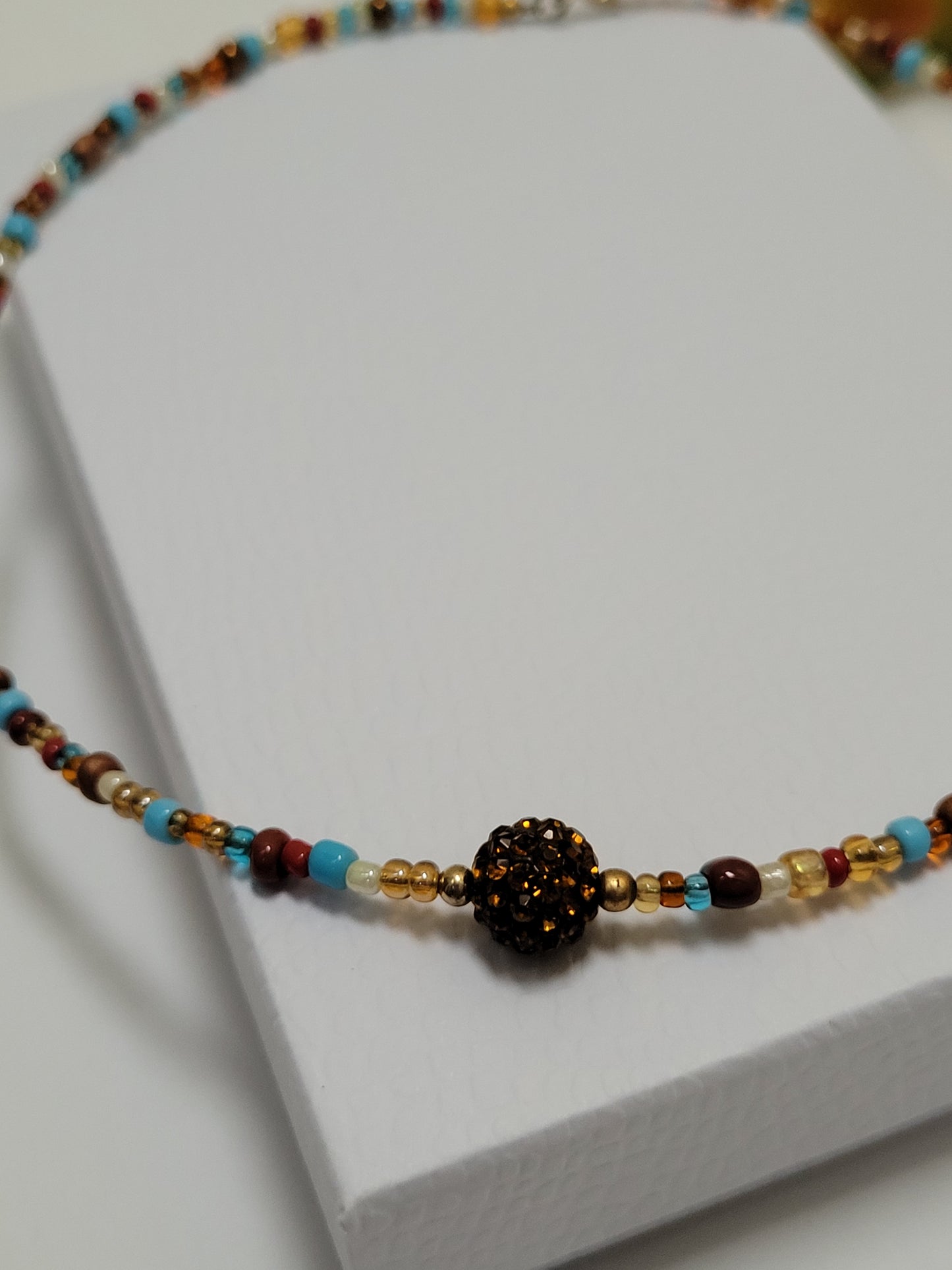 Collar tipo gargantilla Anastasia