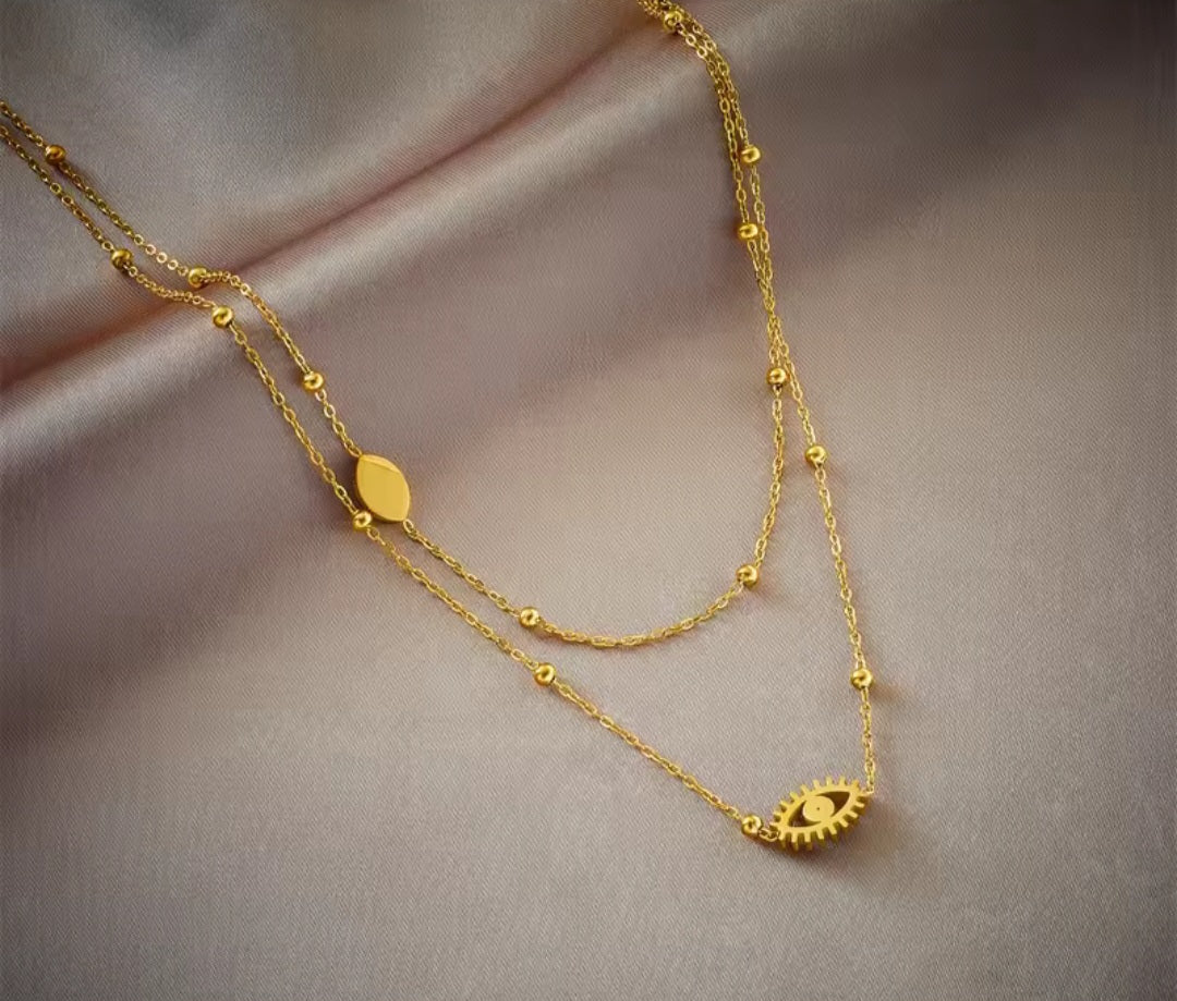 Collar doble con dije de ojo turco/ Double necklace with Turkish evil eye pendant