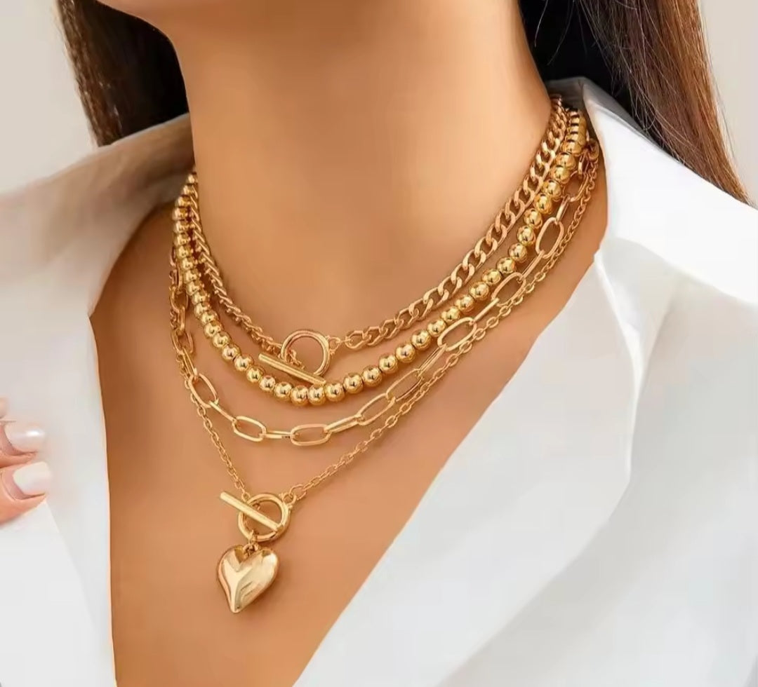 Collares varios tipos de cadena set de 4/ Various types of chain necklaces, set of 4