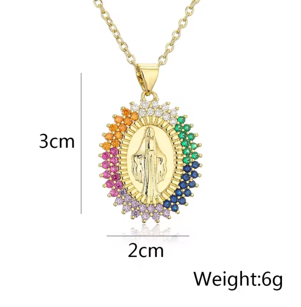 Cadena de acero inoxidable con dije de Virgen Maria/ Stainless steel chain with Virgin Mary pendant
