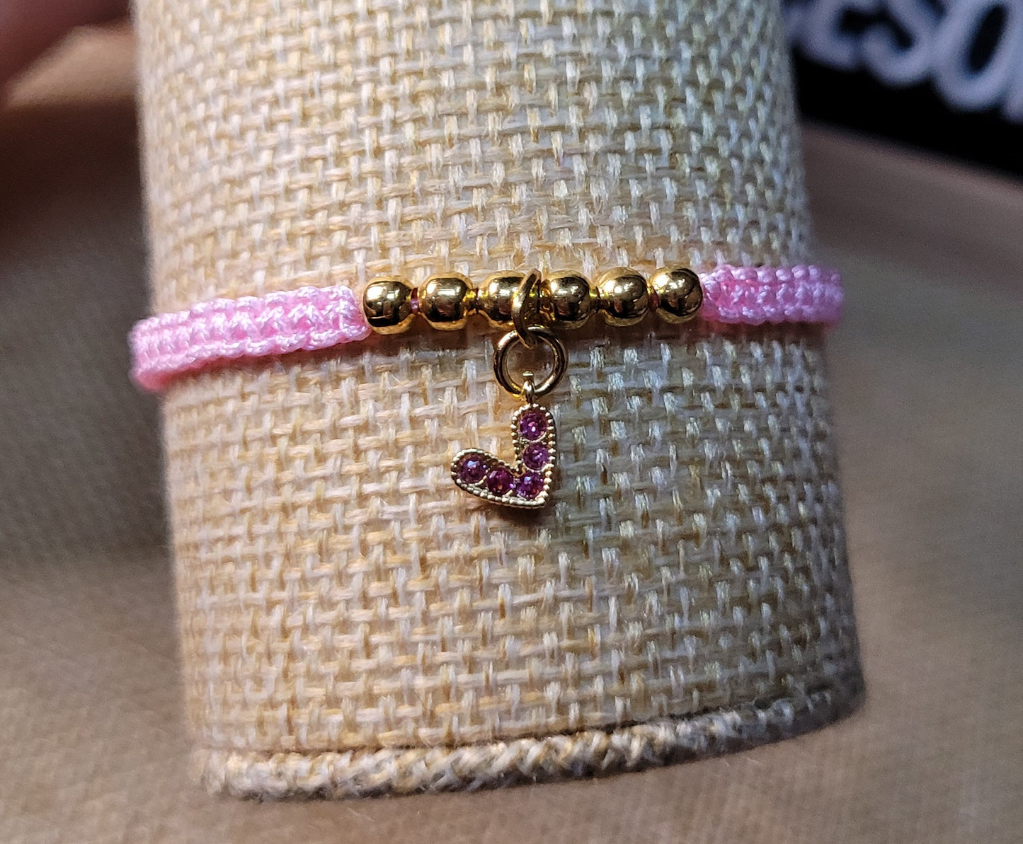 Pulseras con dije de corazon con circon/ Bracelets with heart charms and zircon