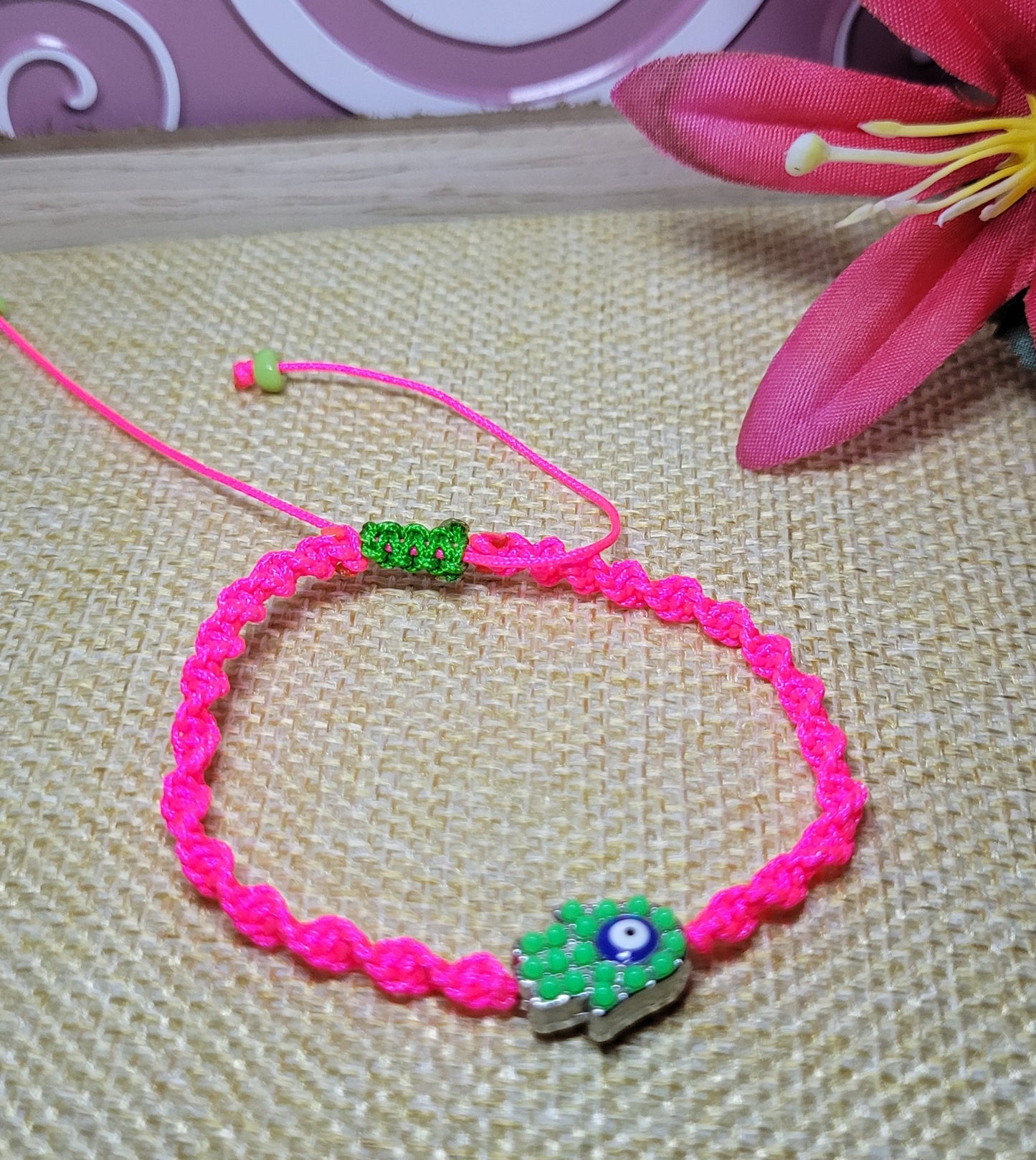 Pulsera de protección con mano de fatima/ Protection bracelet with the hand of Fatima