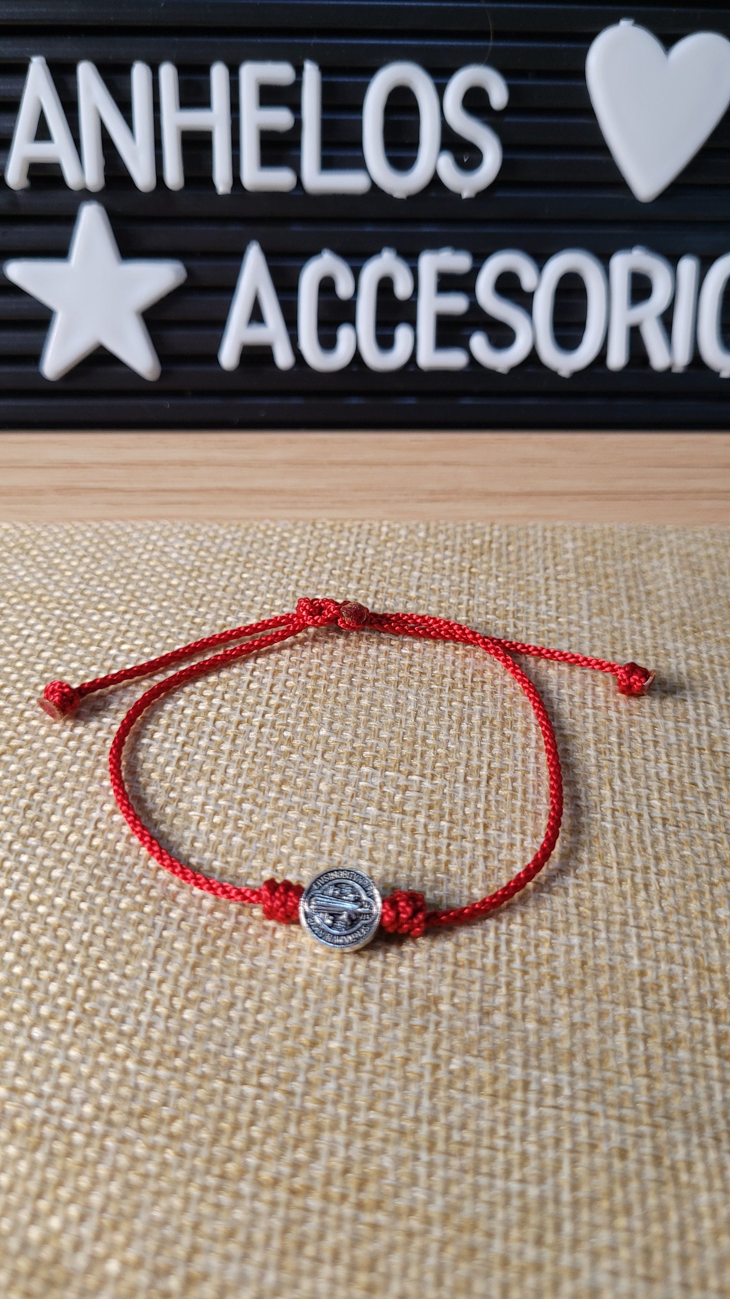 Pulsera de protección San Benito de Abad / Saint Benedict of Abad protection bracelet