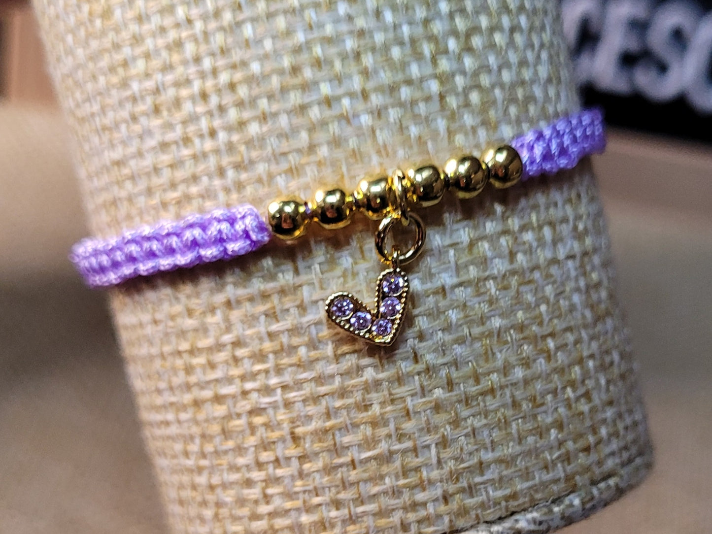 Pulseras con dije de corazon con circon/ Bracelets with heart charms and zircon