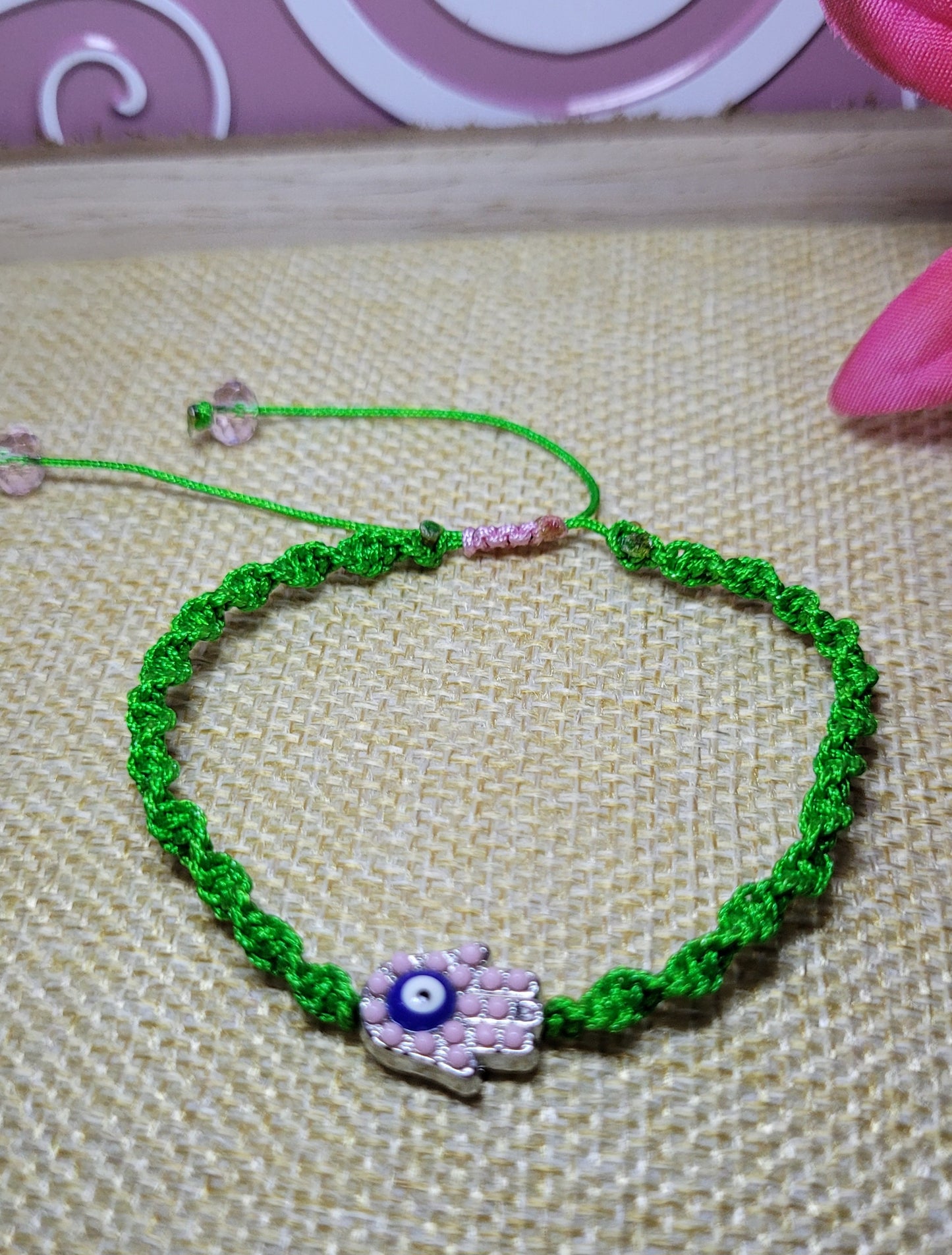 Pulsera de protección con mano de fatima/ Protection bracelet with the hand of Fatima
