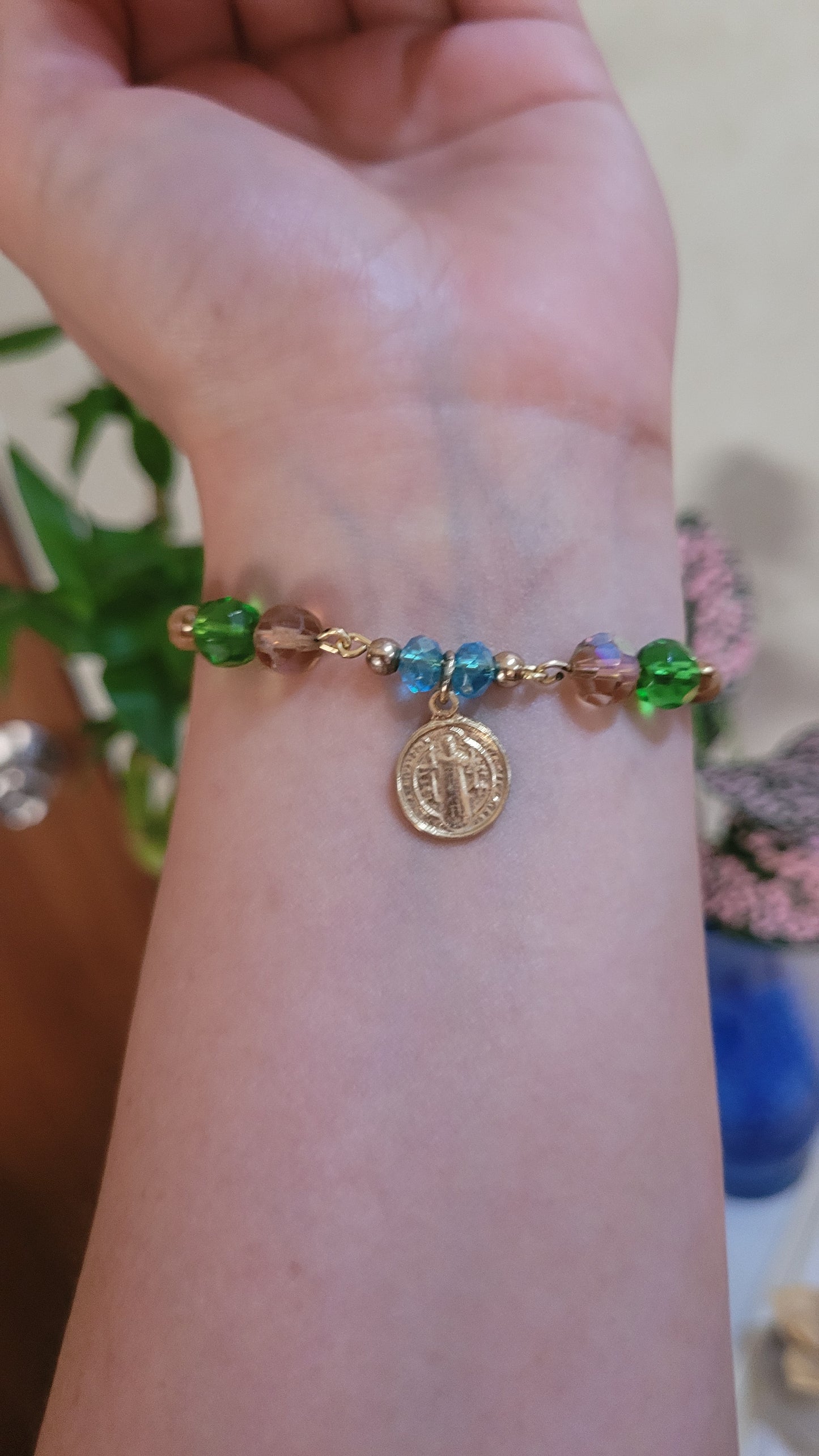Pulsera San Benito de Abad con Cristales/ Saint Benedict of Abbot Bracelet with Crystals