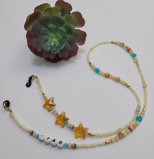 Collar porta-lentes y porta-mascarillas / Eyeglass and mask holder necklace