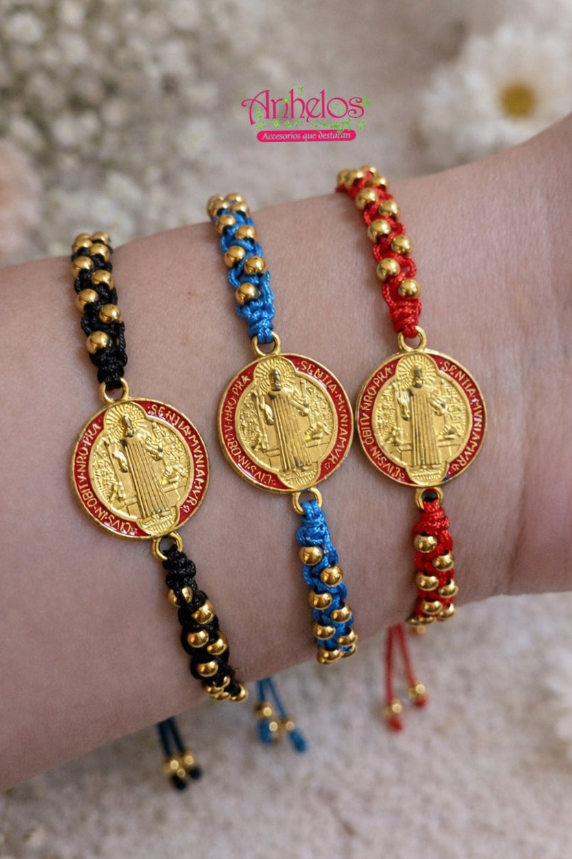Pulsera San Benito Artesanal/ Handcrafted St. Benedict Bracelet
