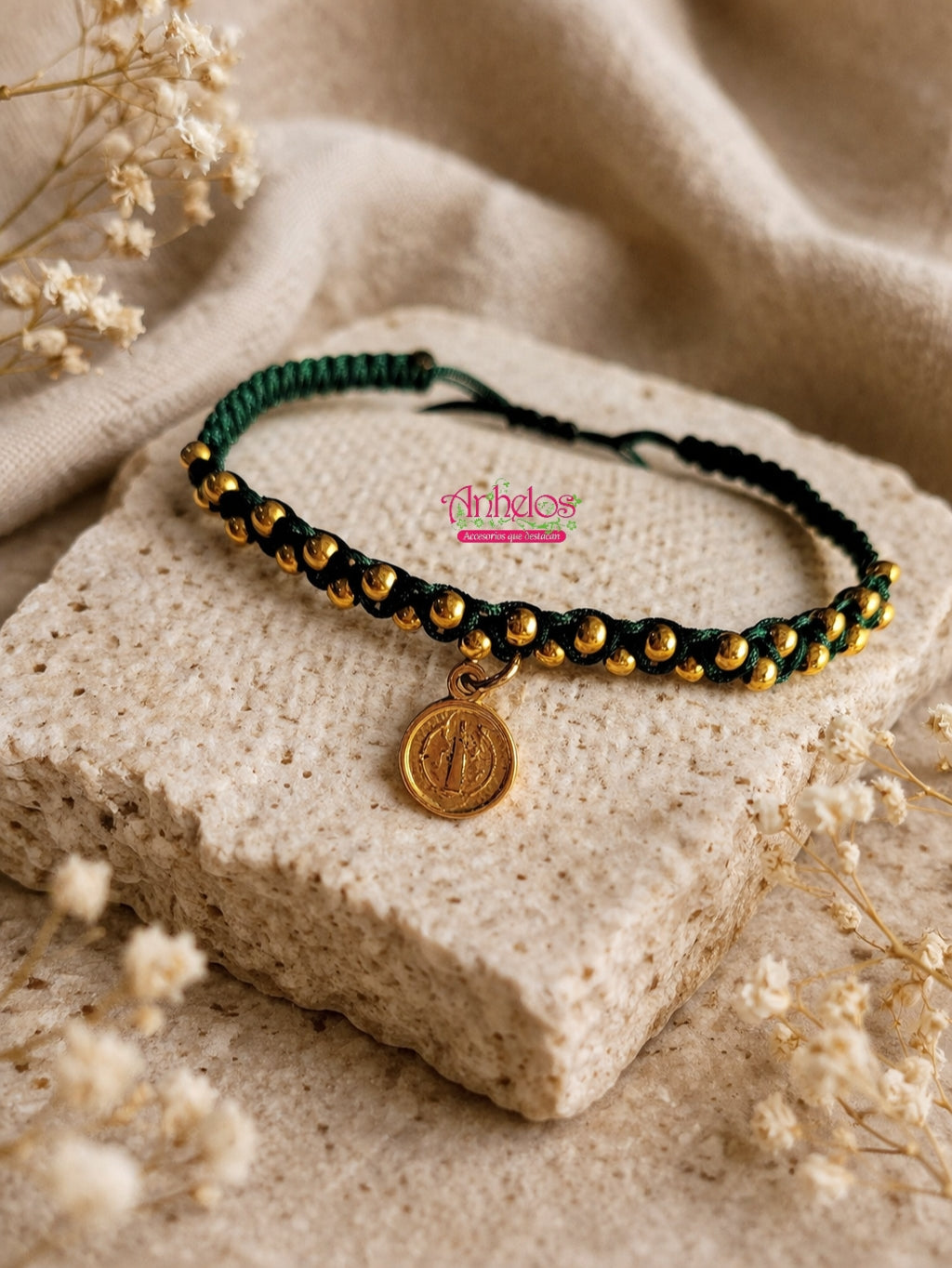 Pulsera San Benito Verde Elegante/ Elegant Green St. Benedict Bracelet