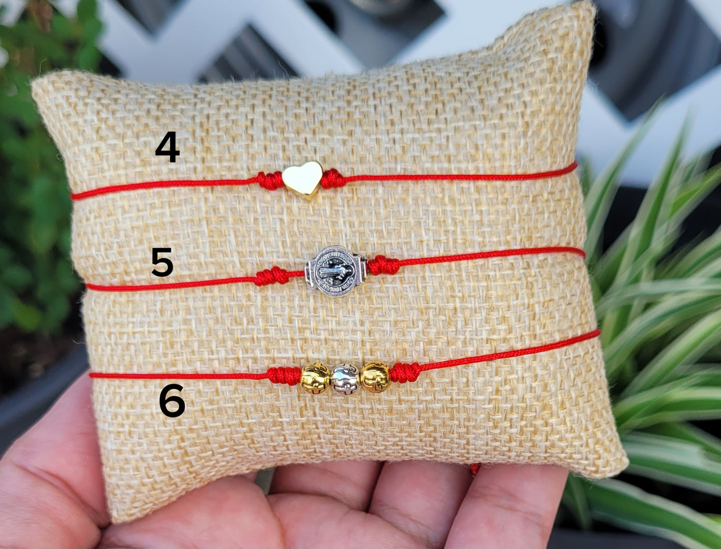 Pulsera hilo rojo para la protección/ Red thread bracelet for protection