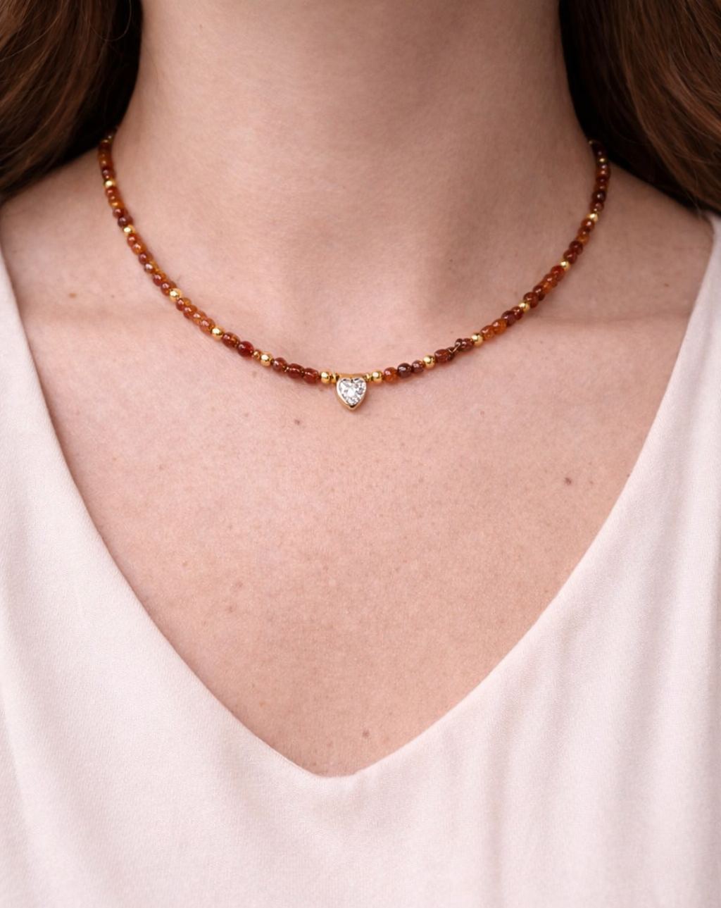 Collares con piedras naturales y dije de corazon/ Natural Stone Heart Pendant Necklaces
