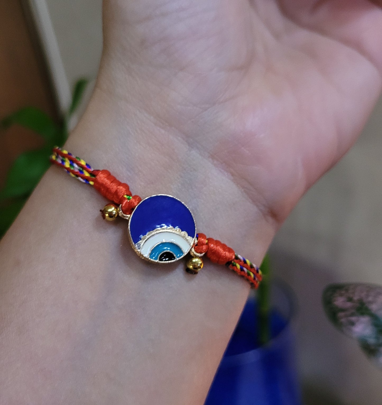 Pulsera Ajustable Ojo Turco con hilo multicolor/ Adjustable Evil Eye Bracelet with Multicolor Thread