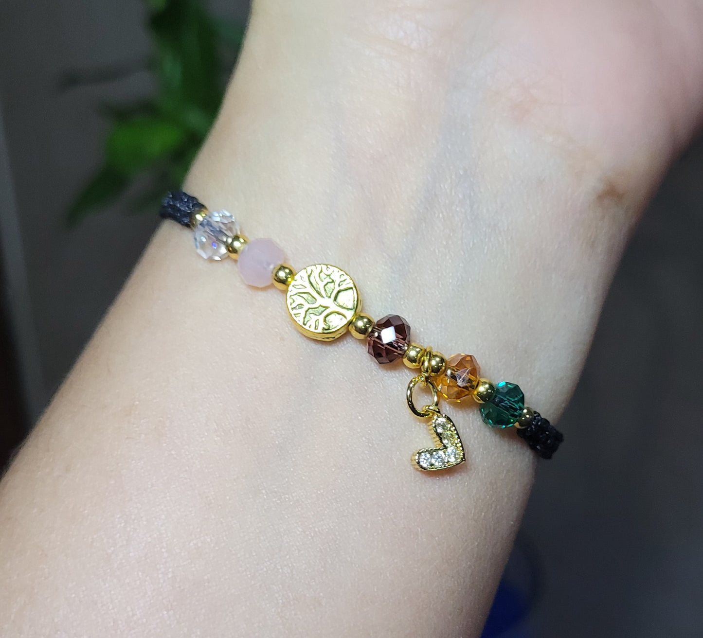 Pulsera variedad de dijes de protección/ Bracelet with a variety of protective charms