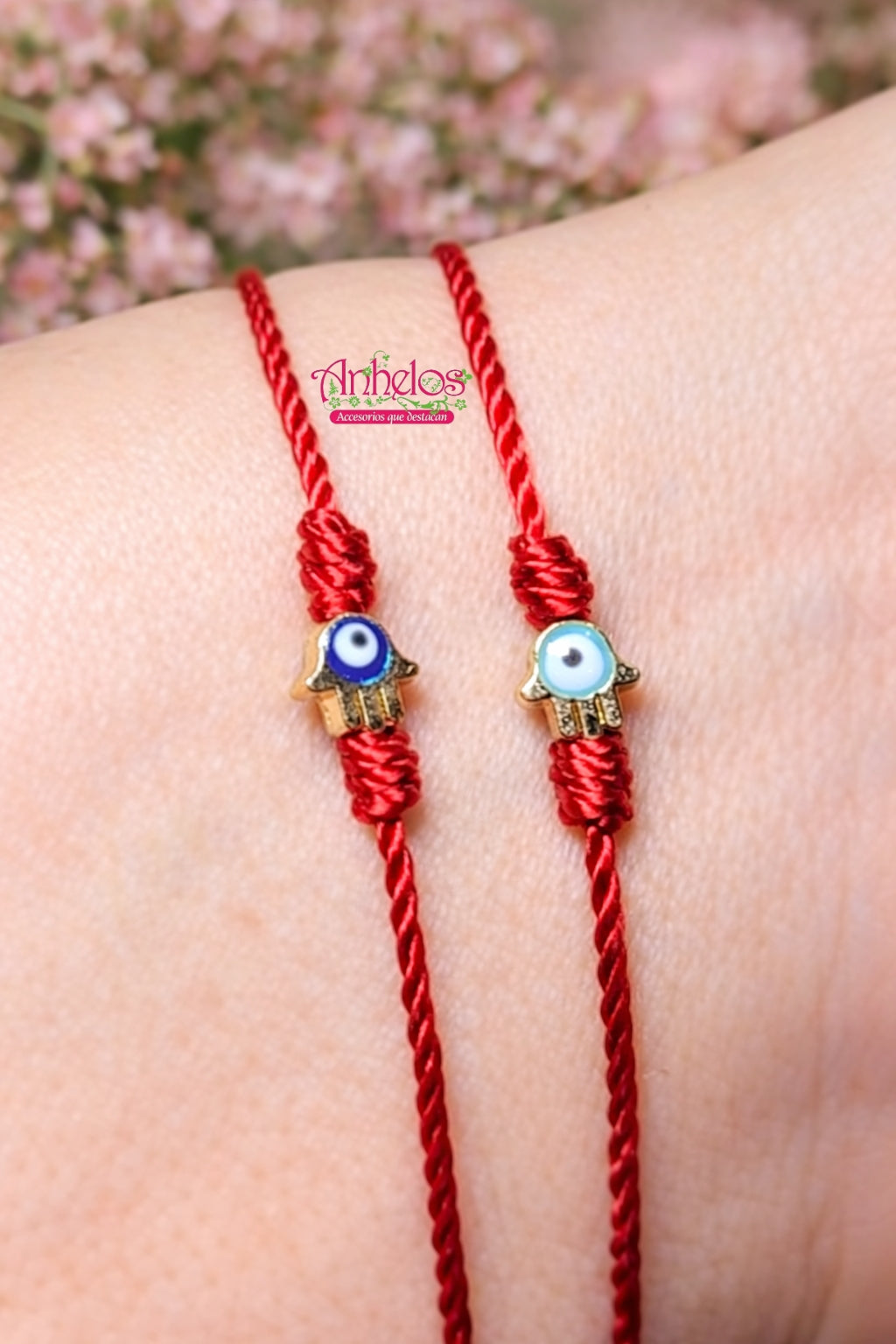 Pulsera fina hilo rojo con mano de fatima para la protección/ Thin red thread bracelet with hand of fatima for protection
