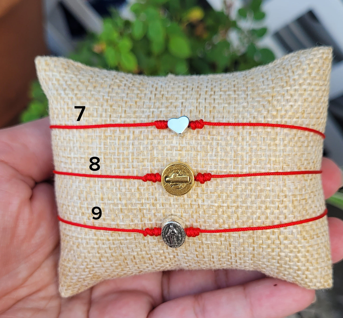 Pulsera hilo rojo para la protección/ Red thread bracelet for protection