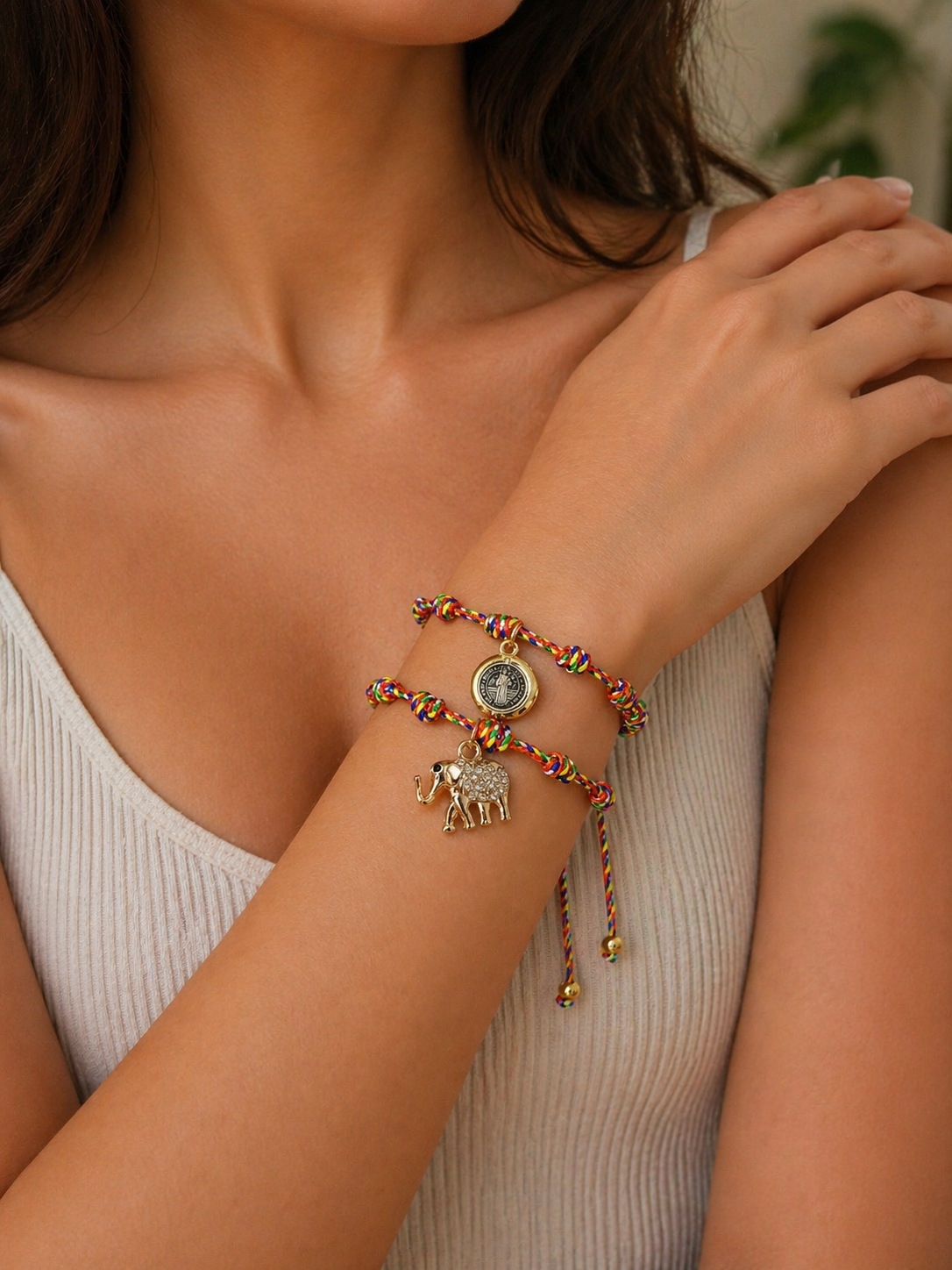 Pulseras Ajustables Multicolor con Dijes de Elefante y San Benito/ Adjustable Multicolor Bracelets with Elephant and St. Benedict Charms