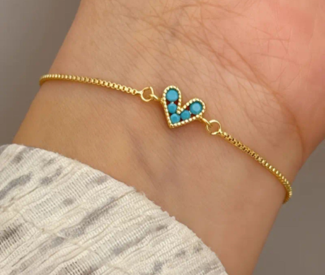 Pulsera ajustable con dije de corazon con Zircon/ Adjustable bracelet with heart charm and Zircon