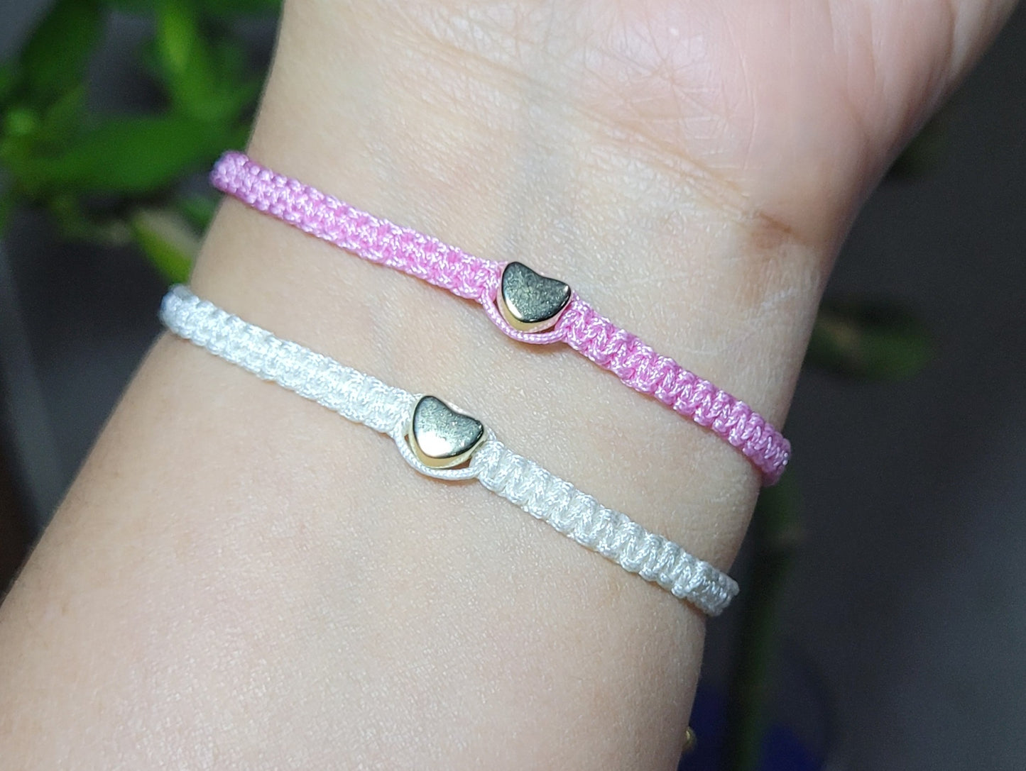 Set de pulseras para parejas o amistad/ Bracelets set for couples or friendship.