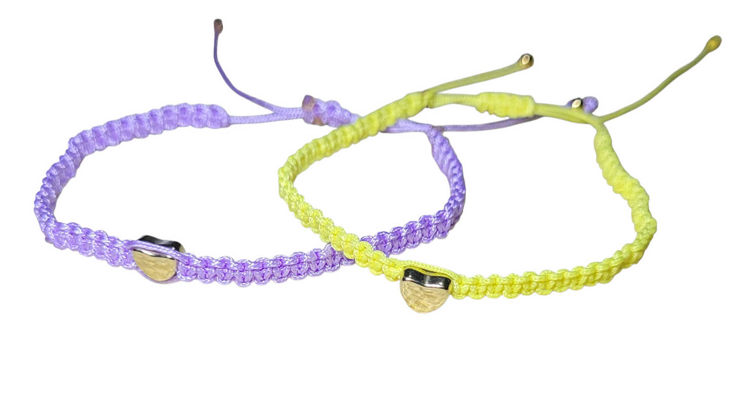 Set de pulseras para parejas o amistad/ Bracelets set for couples or friendship.