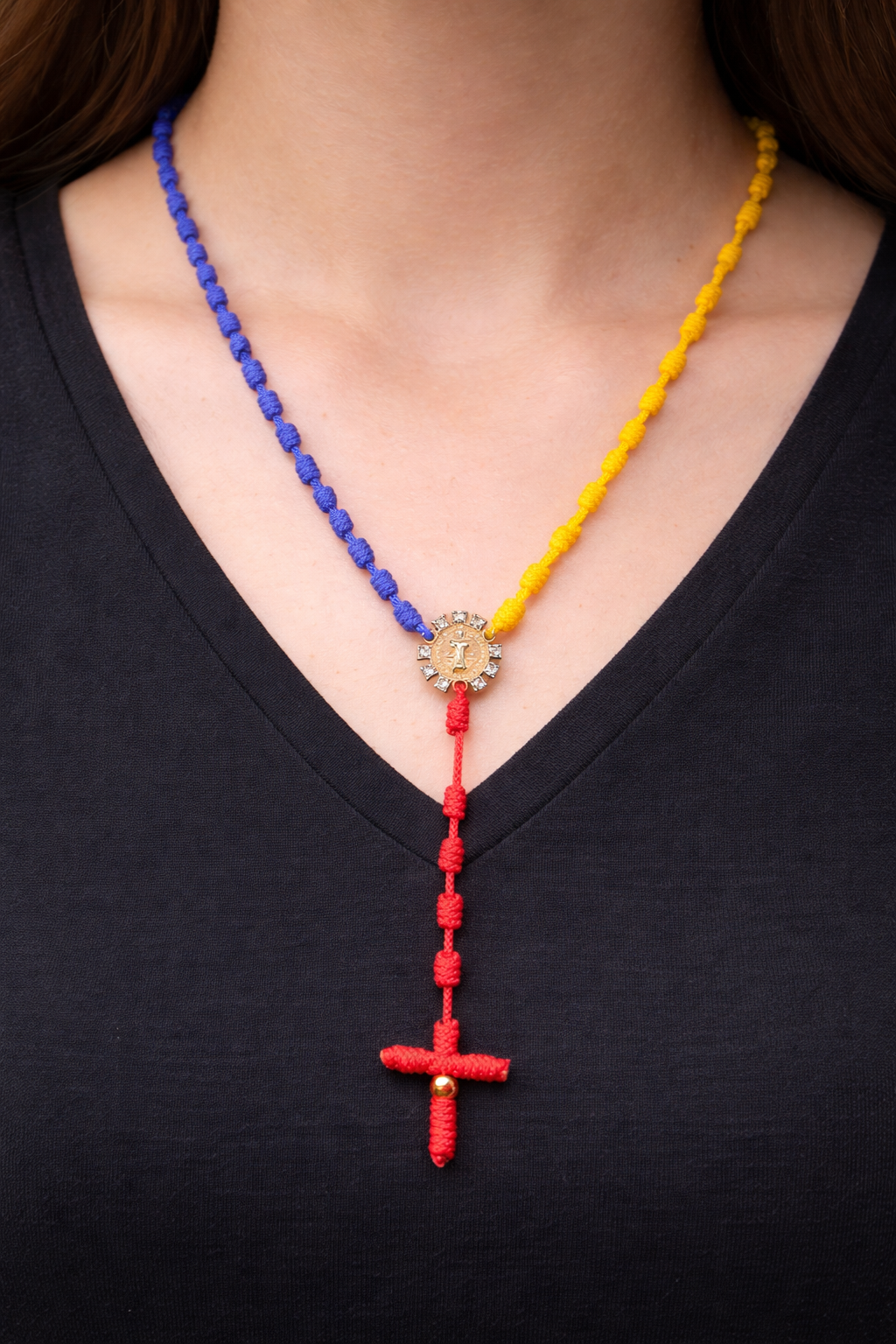 Rosario Tricolor con San Benito de Abad/Tricolor Rosary with Saint Benedict the Abbot