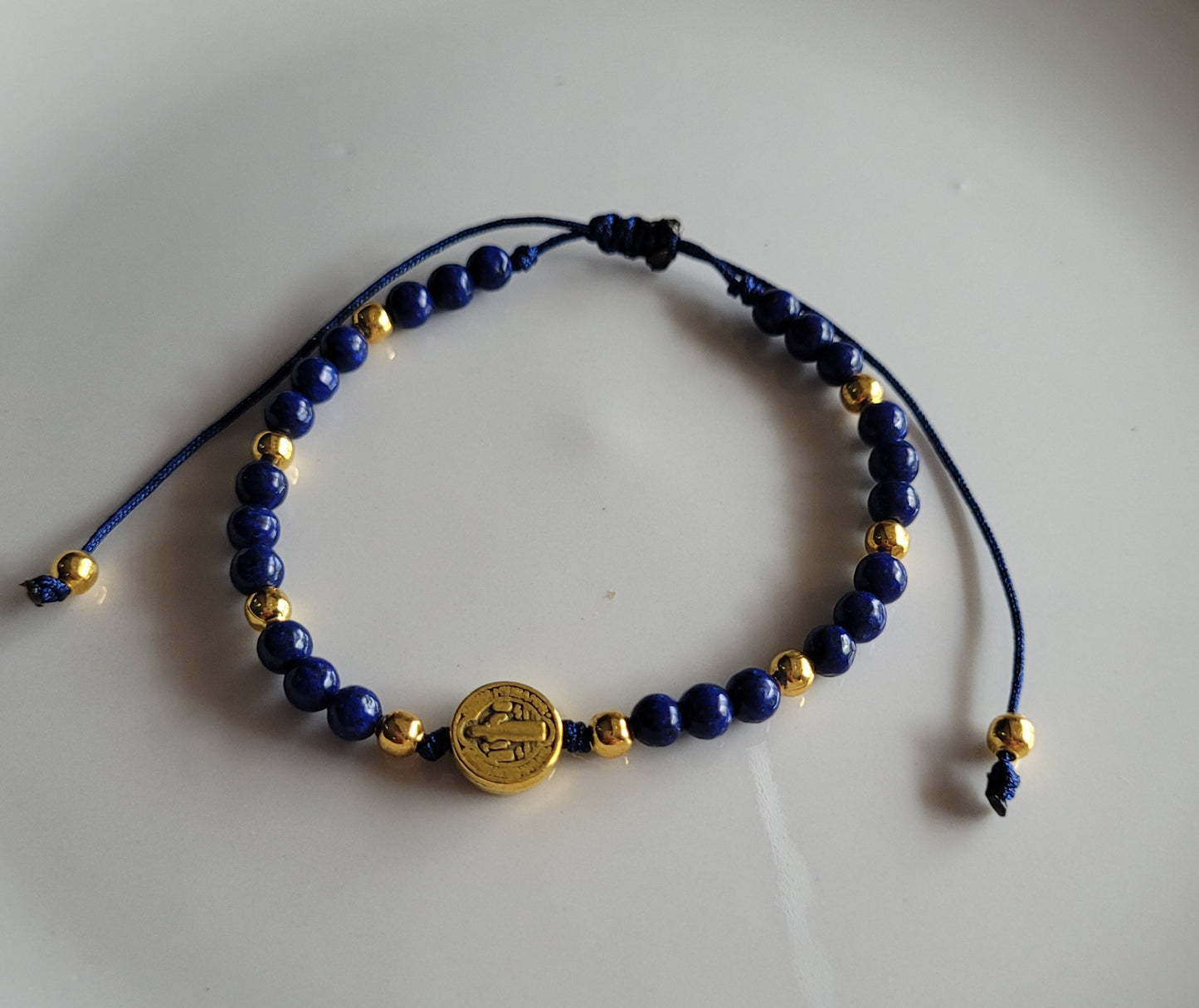 Pulsera San Benito Piedras Naturales/ St. Benedict Natural Stone Bracelet