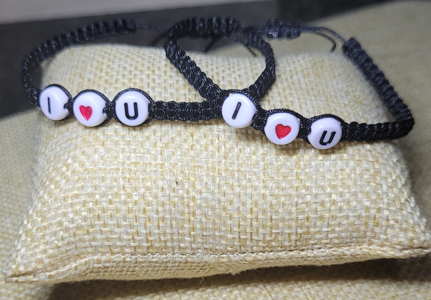Set de pulseras personalizadas para parejas o amistad/ Personalized bracelet set for couples or friends