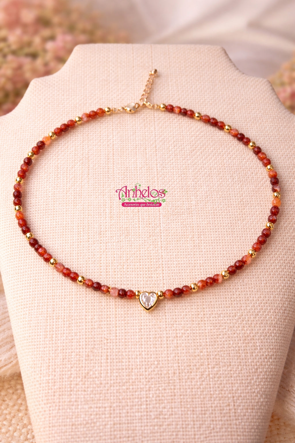 Collares con piedras naturales y dije de corazon/ Natural Stone Heart Pendant Necklaces