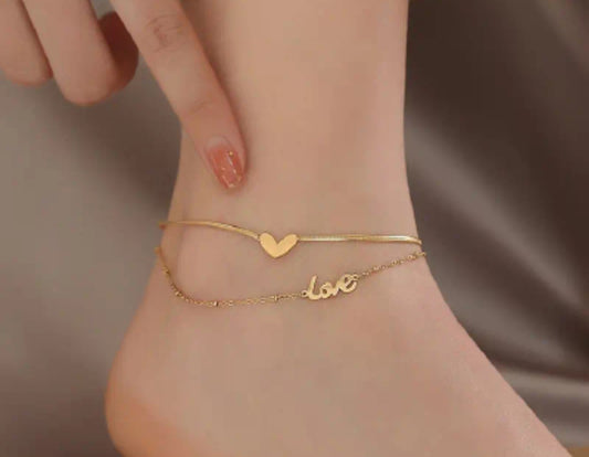 Tobillera doble con dije corazón y amor / Double anklet with heart and love