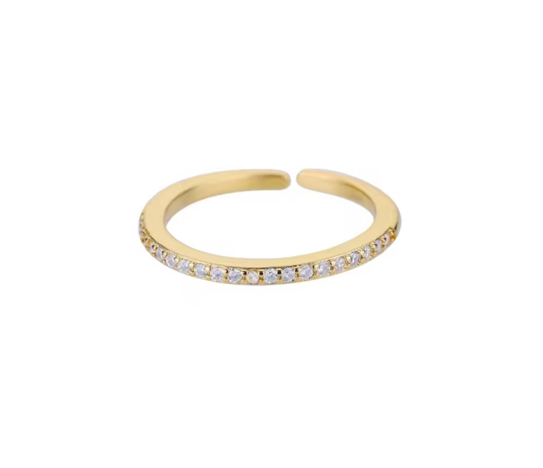 Anillo fino ajustable con circones/ Adjustable slim ring with cubic zirconia