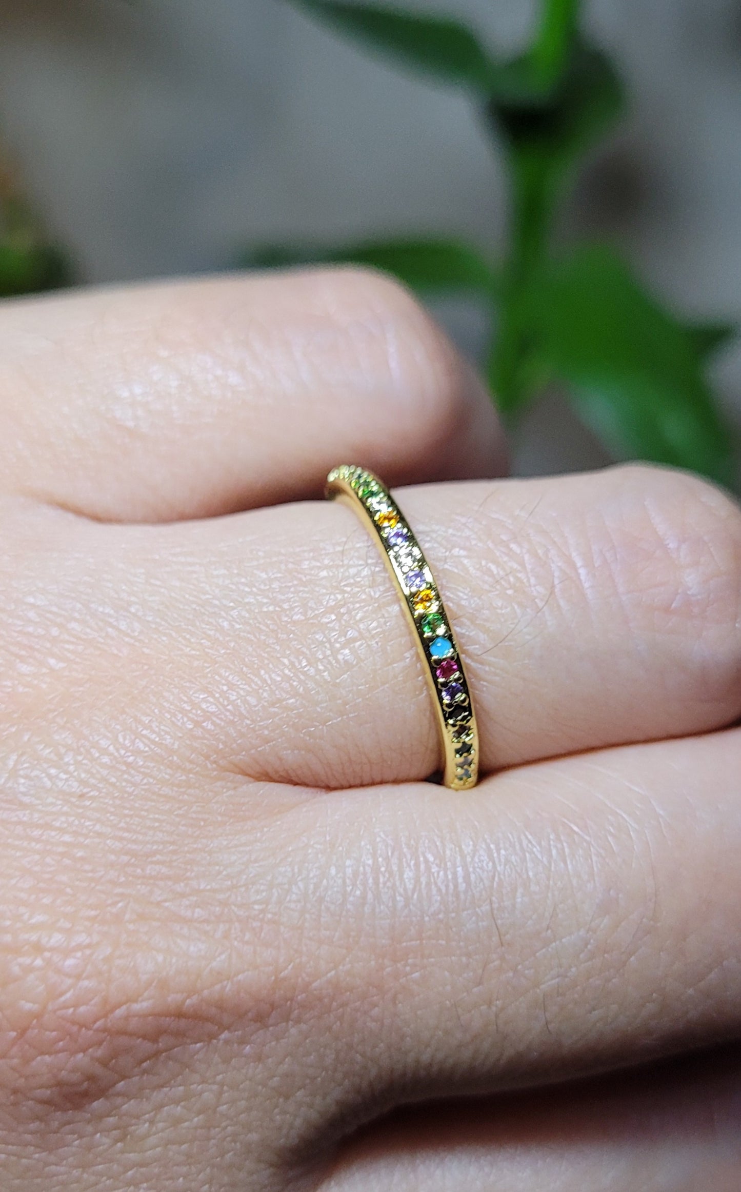 Anillo fino ajustable con circones/ Adjustable slim ring with cubic zirconia