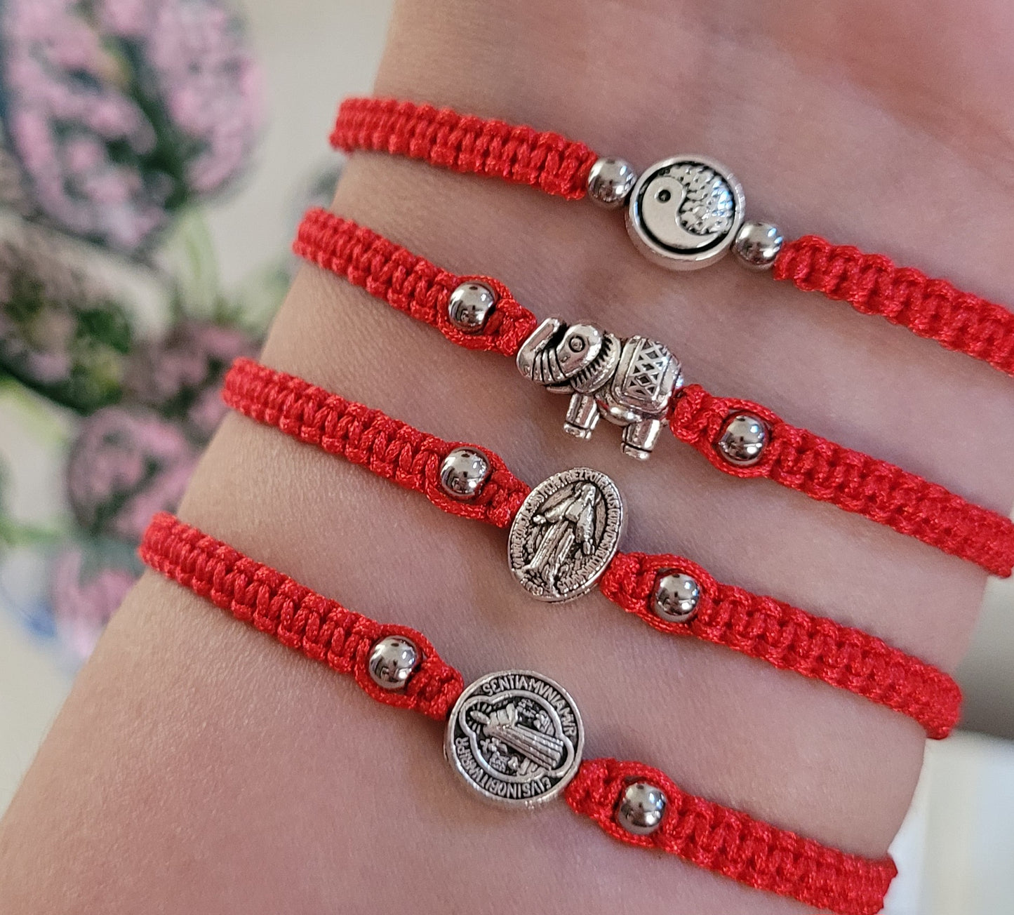Pulseras tejidas Hilo Rojo de Protección/ Red Thread Protection Woven Bracelets