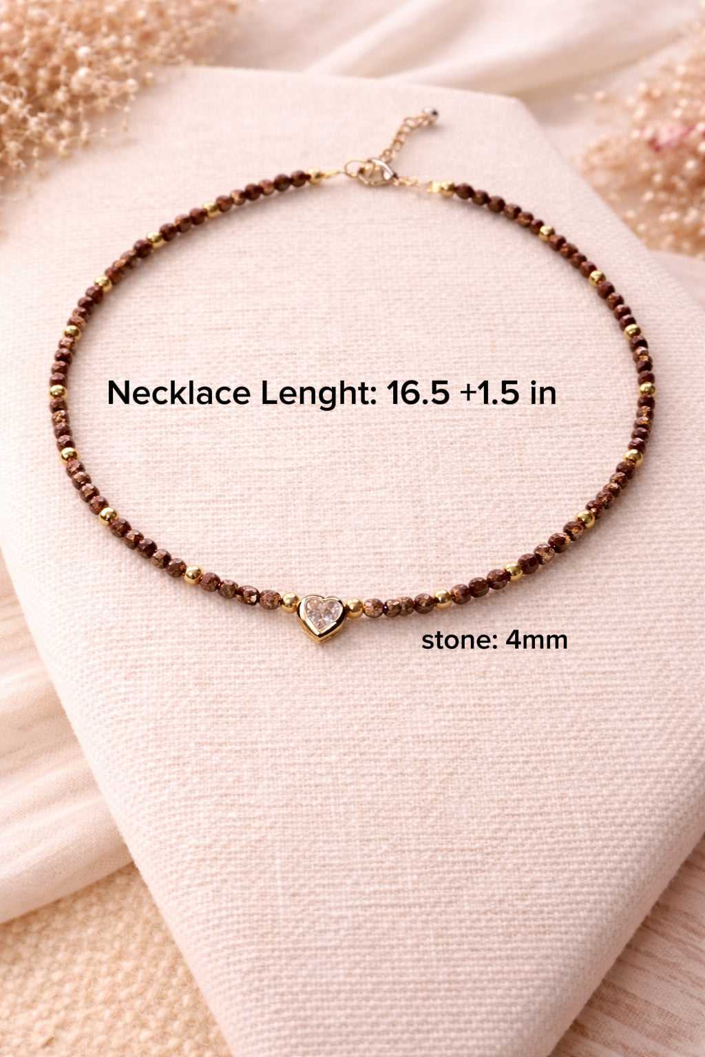 Collares con piedras naturales y dije de corazon/ Natural Stone Heart Pendant Necklaces