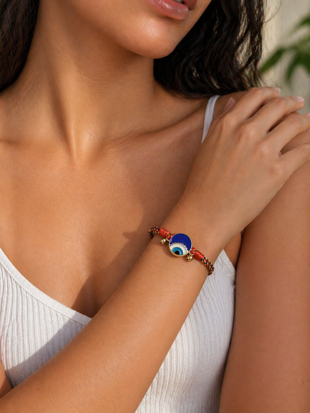 Pulsera Ajustable Ojo Turco con hilo multicolor/ Adjustable Evil Eye Bracelet with Multicolor Thread